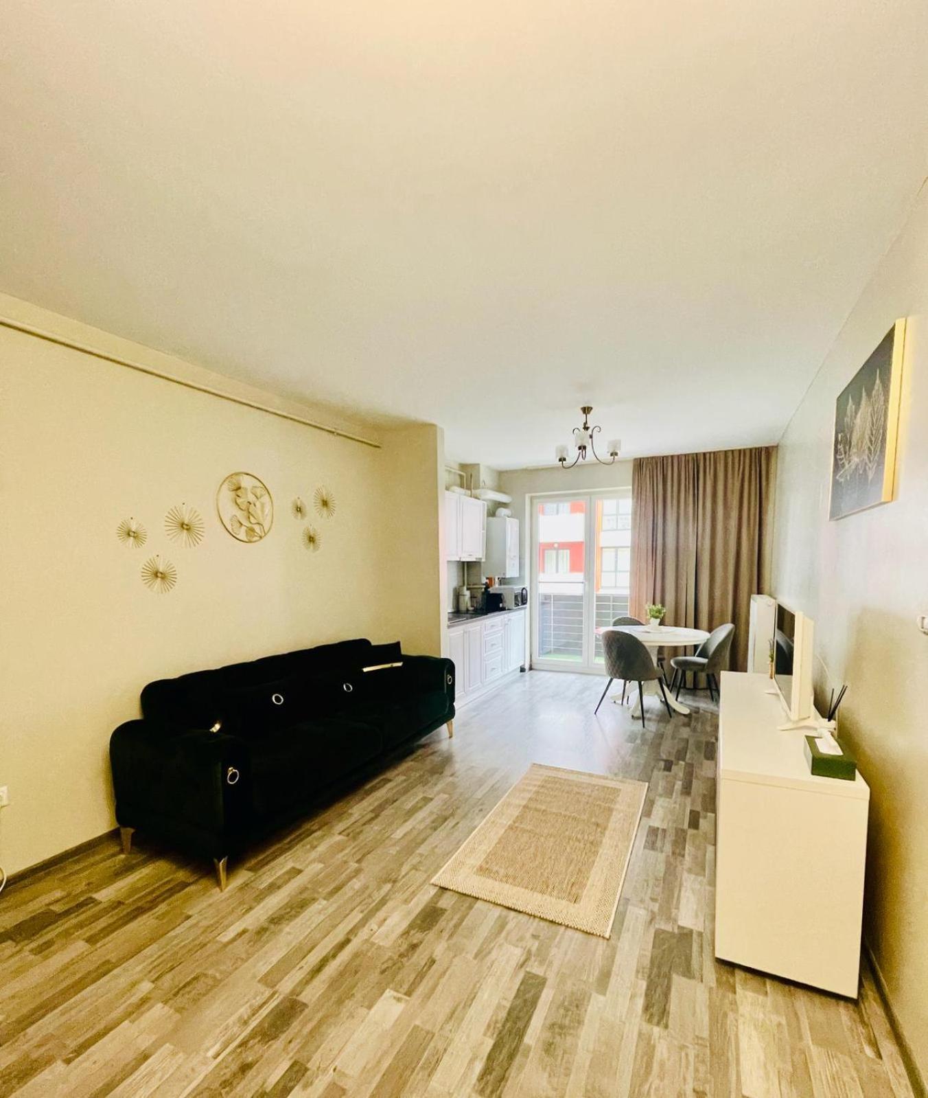 Home Sweet Home Brasov Bagian luar foto