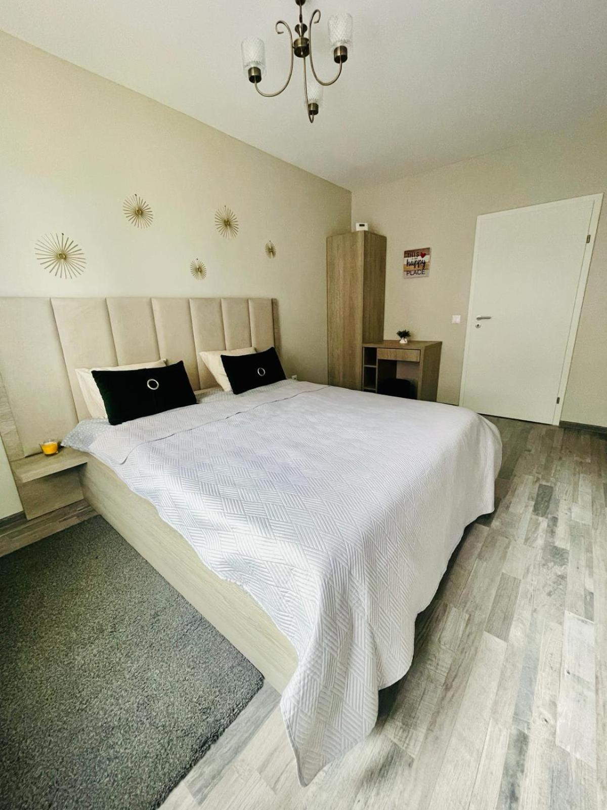 Home Sweet Home Brasov Bagian luar foto